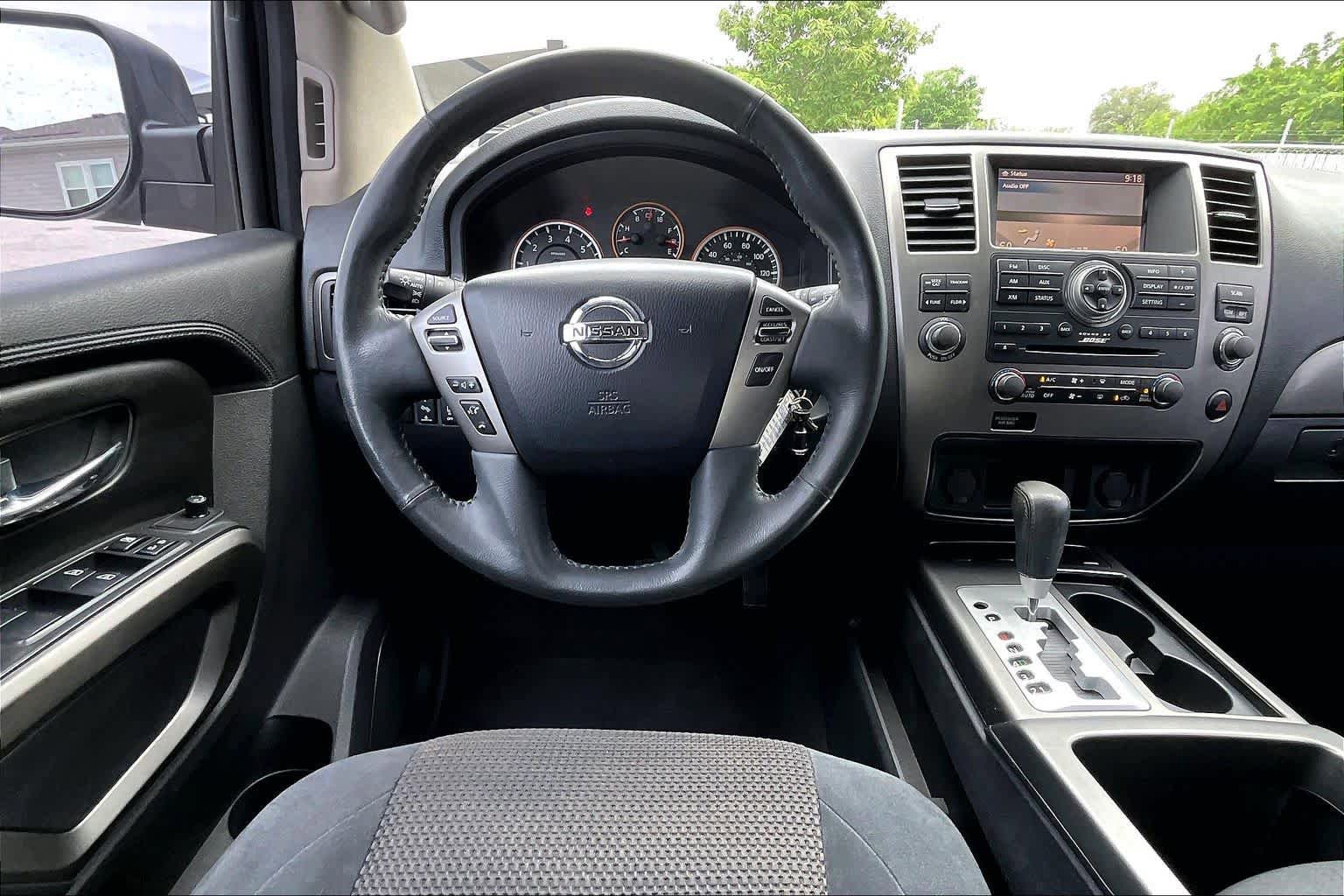 Used 2015 Nissan Armada SV w/ SV Driver Package RWD image 6