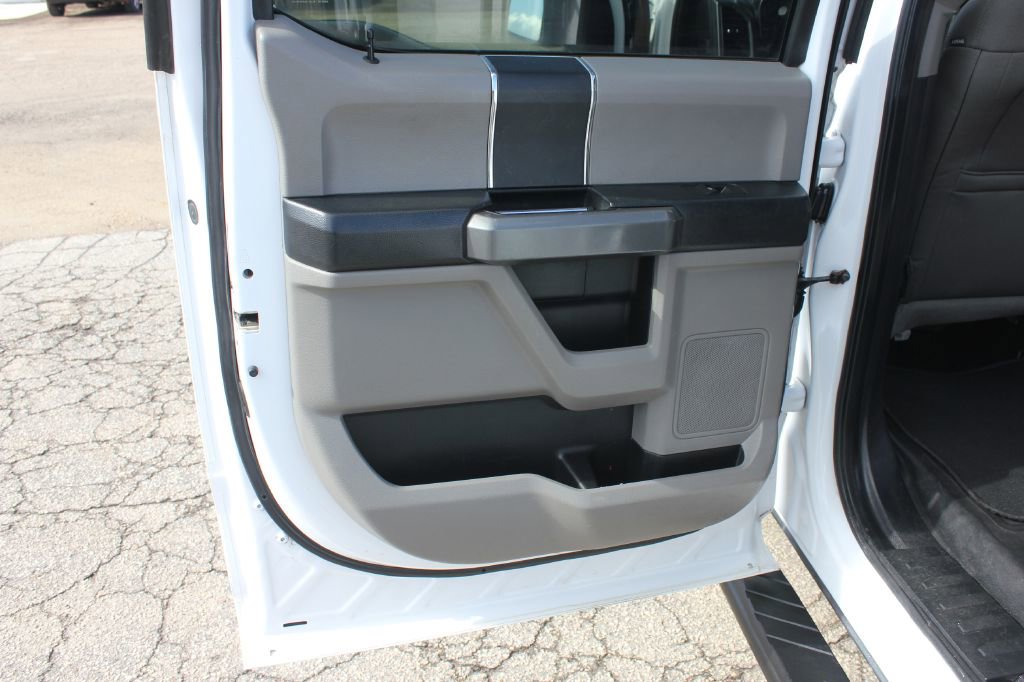 Used 2017 Ford F150 XLT w/ Trailer Tow Package image 40