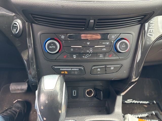 Used 2019 Ford Escape SEL image 21