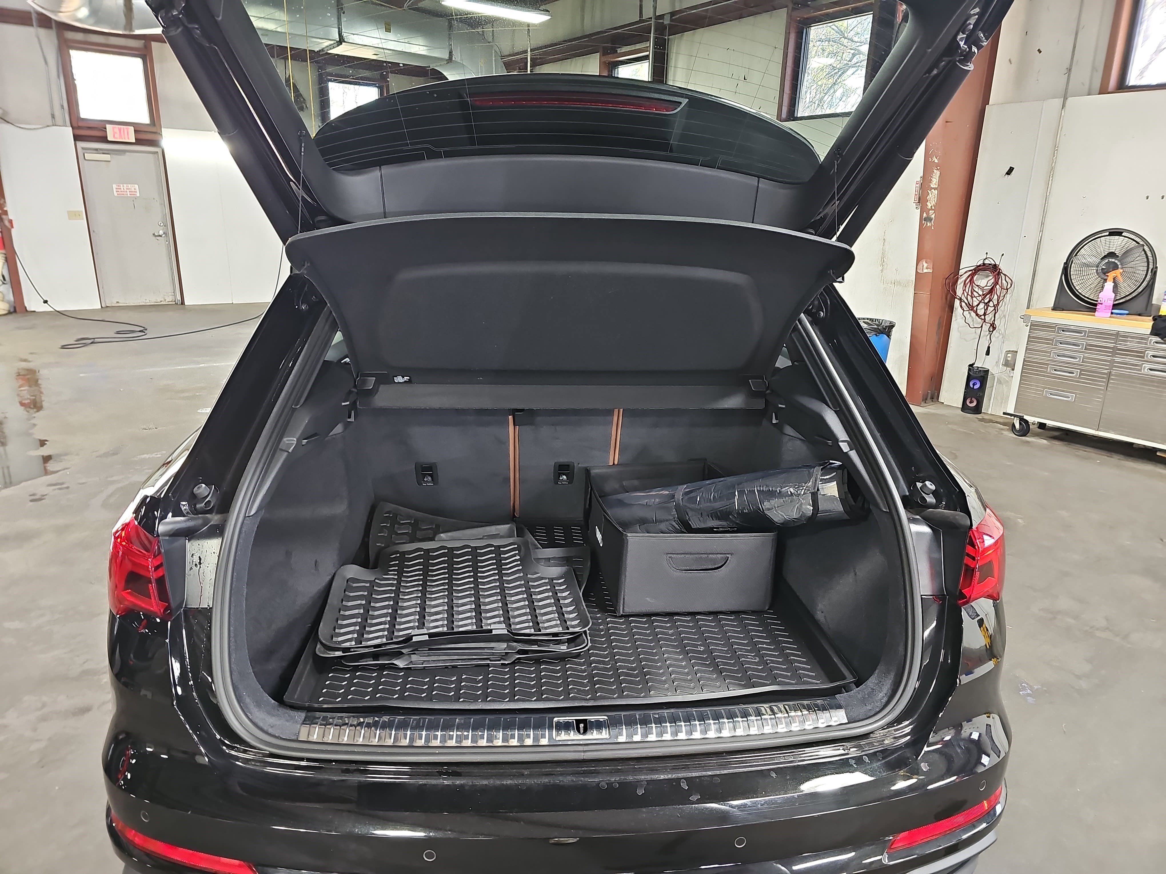 Used 2024 Audi Q3 2.0T Premium Plus image 13