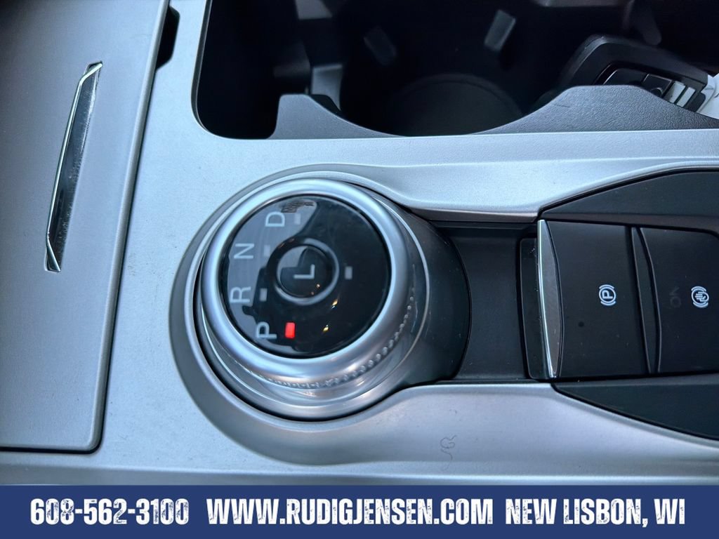 Used 2024 Ford Explorer XLT w/ Equipment Group 202A AWD/4WD image 23