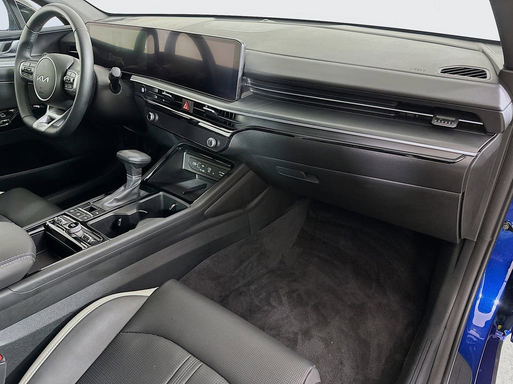 Certified 2025 Kia K5 GT-Line image 31