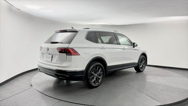 Used 2024 Volkswagen Tiguan Wolfsburg Edition FWD image 9
