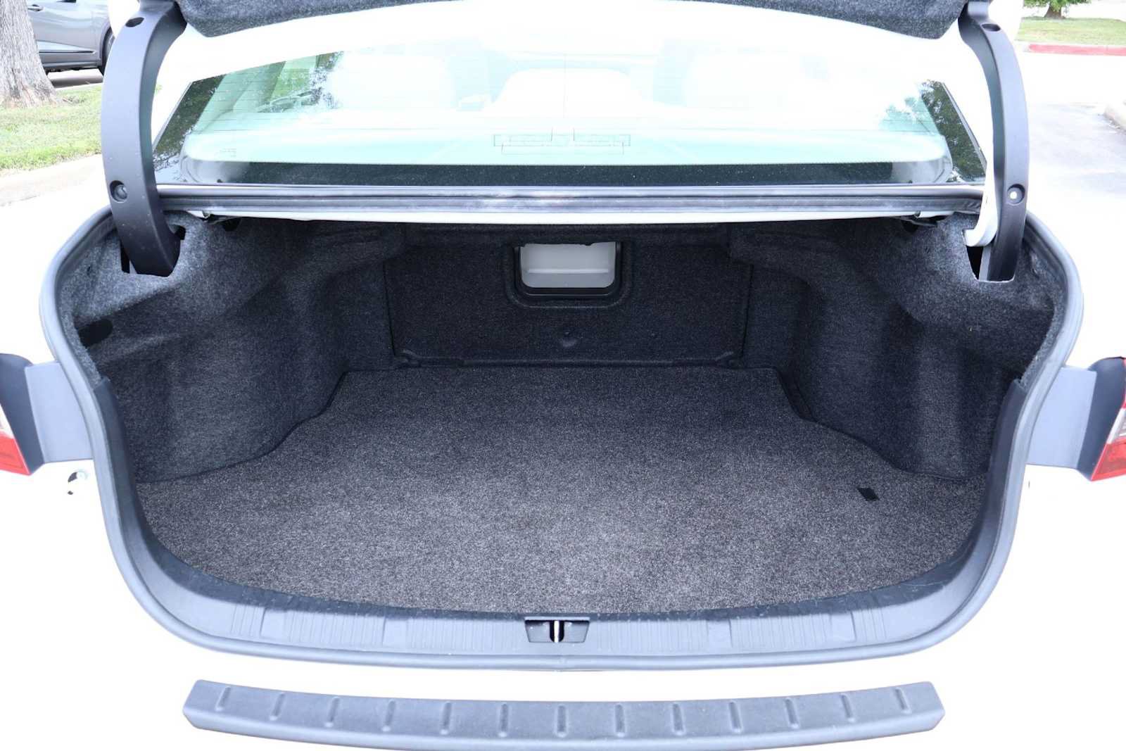 Used 2017 Toyota Avalon XLE Premium FWD image 19