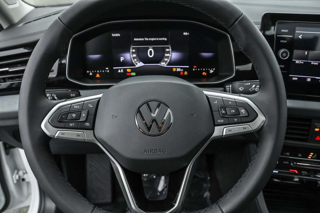 Used 2026 Volkswagen Jetta SE FWD image 18