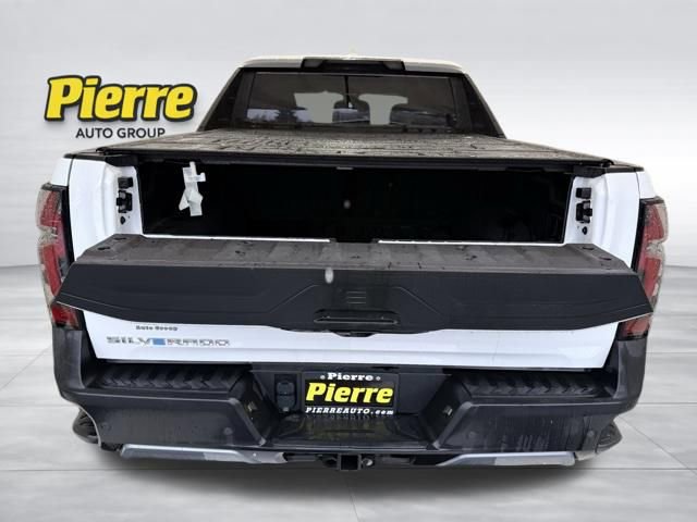 Used 2025 Chevrolet Silverado EV LT image 4