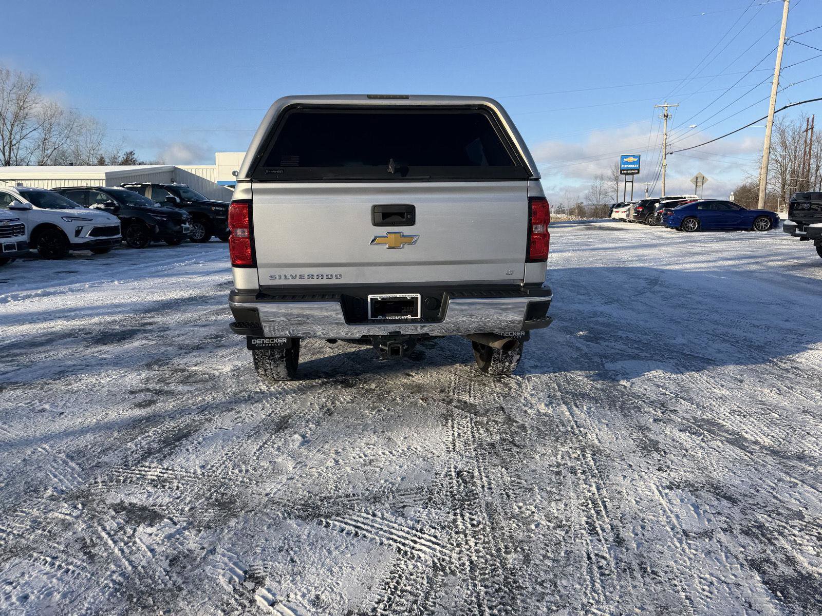 Used 2019 Chevrolet Silverado 2500 LT w/ LT Convenience Package image 4
