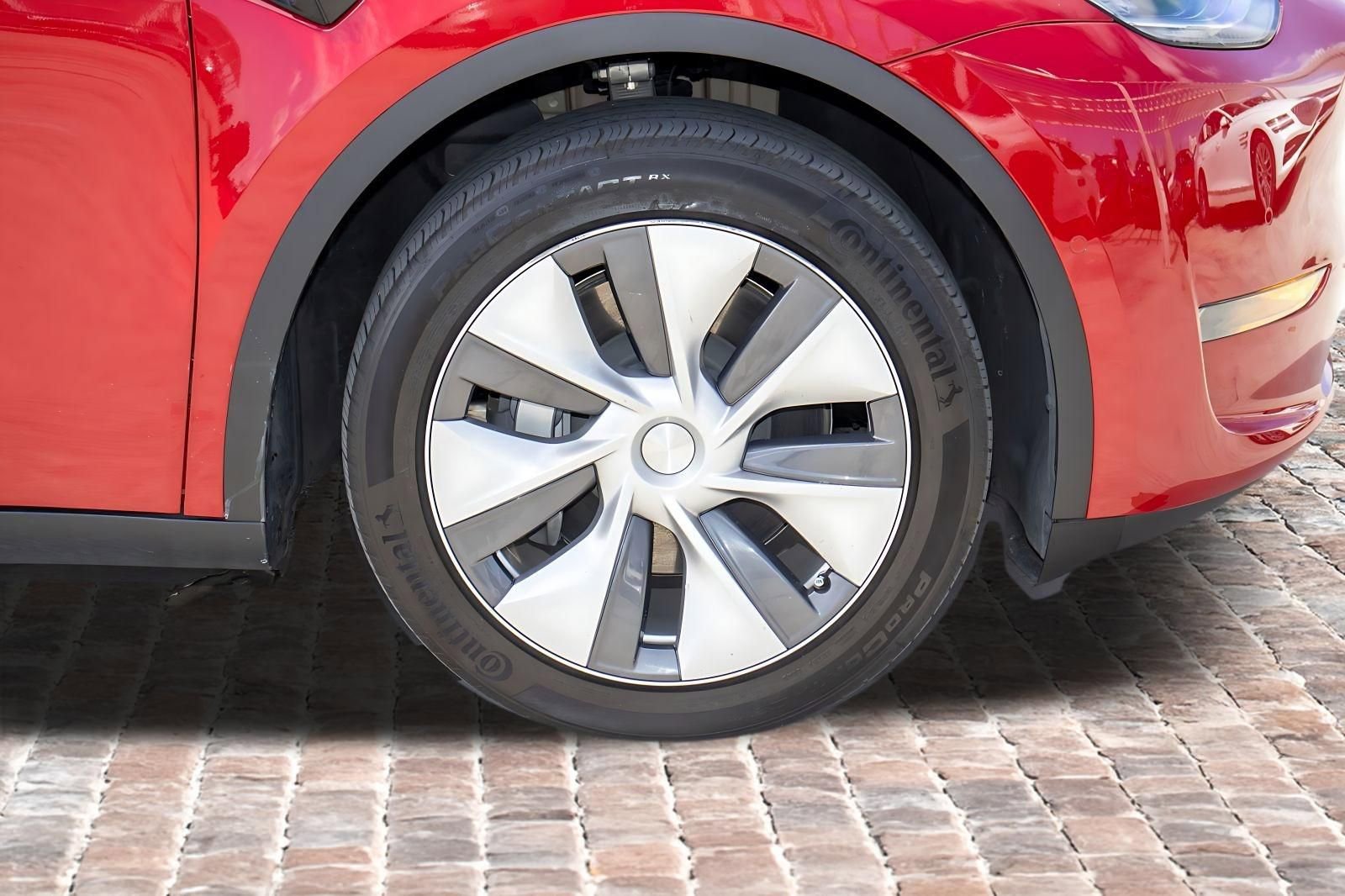 Used 2022 Tesla Model Y Long Range AWD/4WD image 37