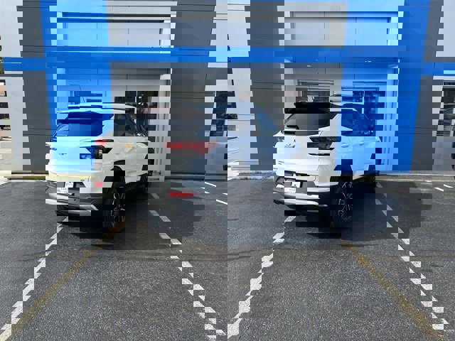 New 2025 Chevrolet TrailBlazer LT w/ LT Cold Weather Package image 5