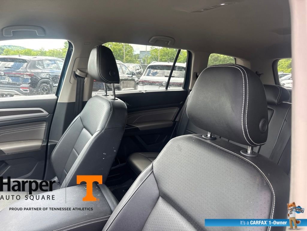 Used 2023 Volkswagen Atlas SE w/ Black Wheel Package AWD/4WD image 10