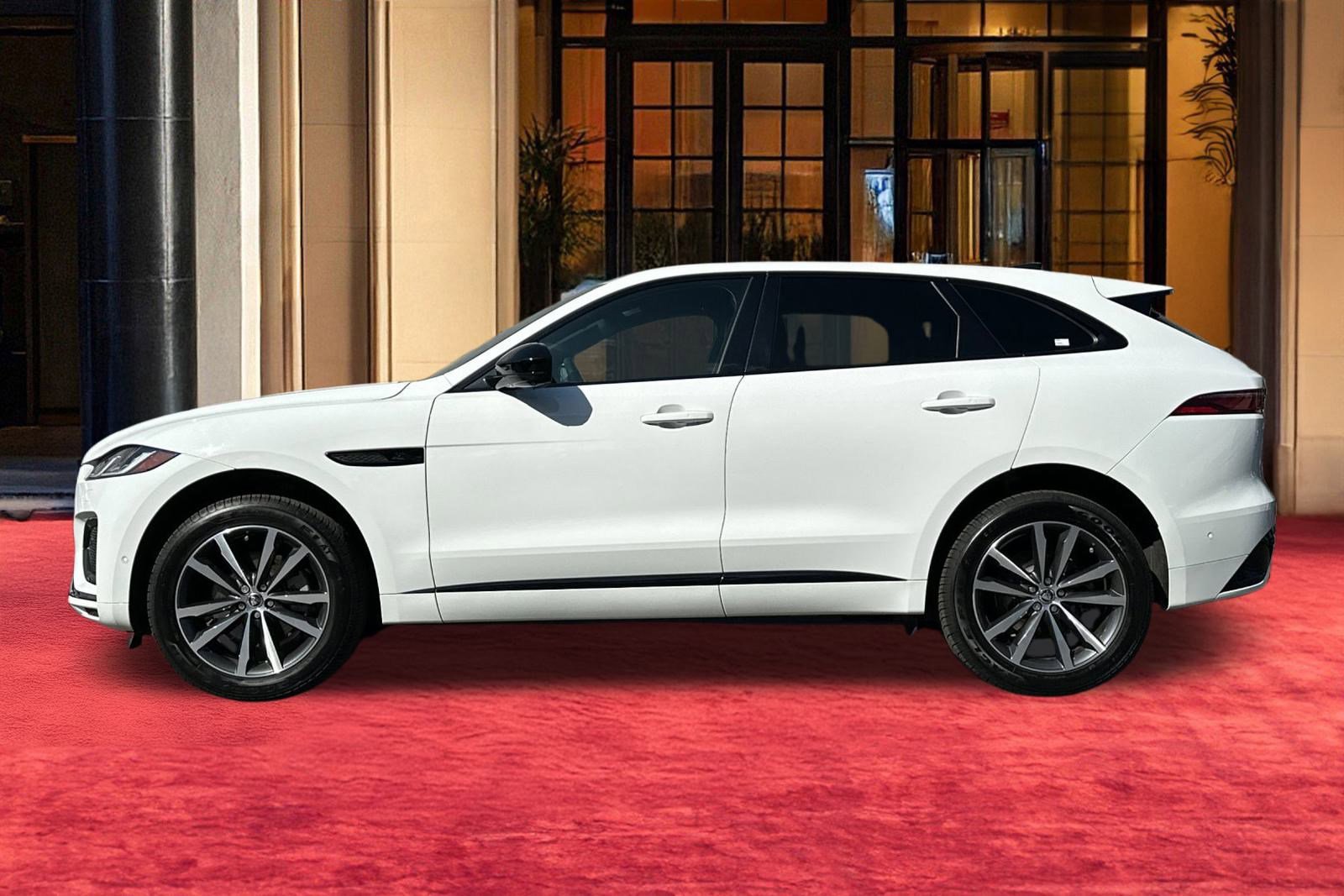 Used 2025 Jaguar F-PACE R-Dynamic S image 3