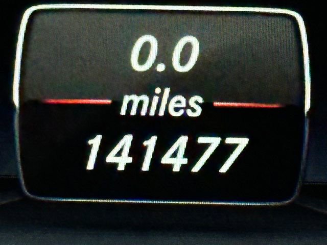 Used 2014 Mercedes-Benz E 250 BlueTEC 4MATIC Sedan image 15