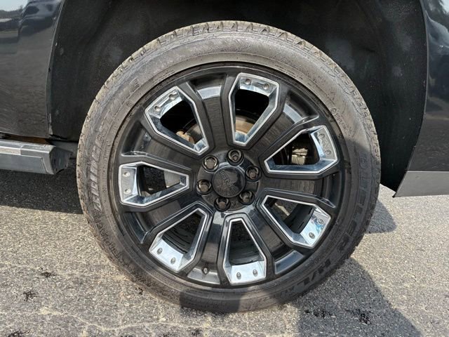 Used 2020 GMC Yukon Denali w/ Denali Ultimate Package image 12