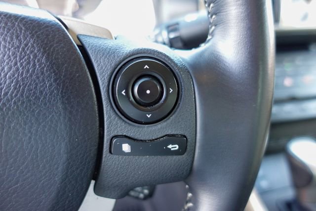 Used 2015 Lexus IS 250 w/ Navigation System Package image 15