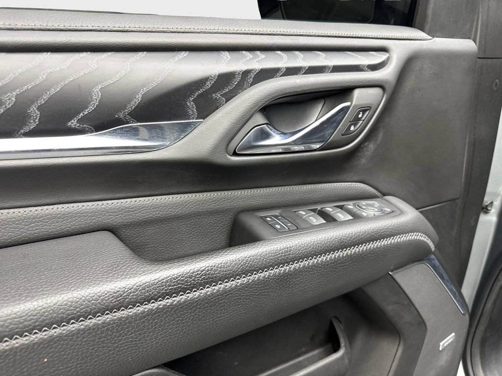 Used 2023 GMC Yukon Denali image 33