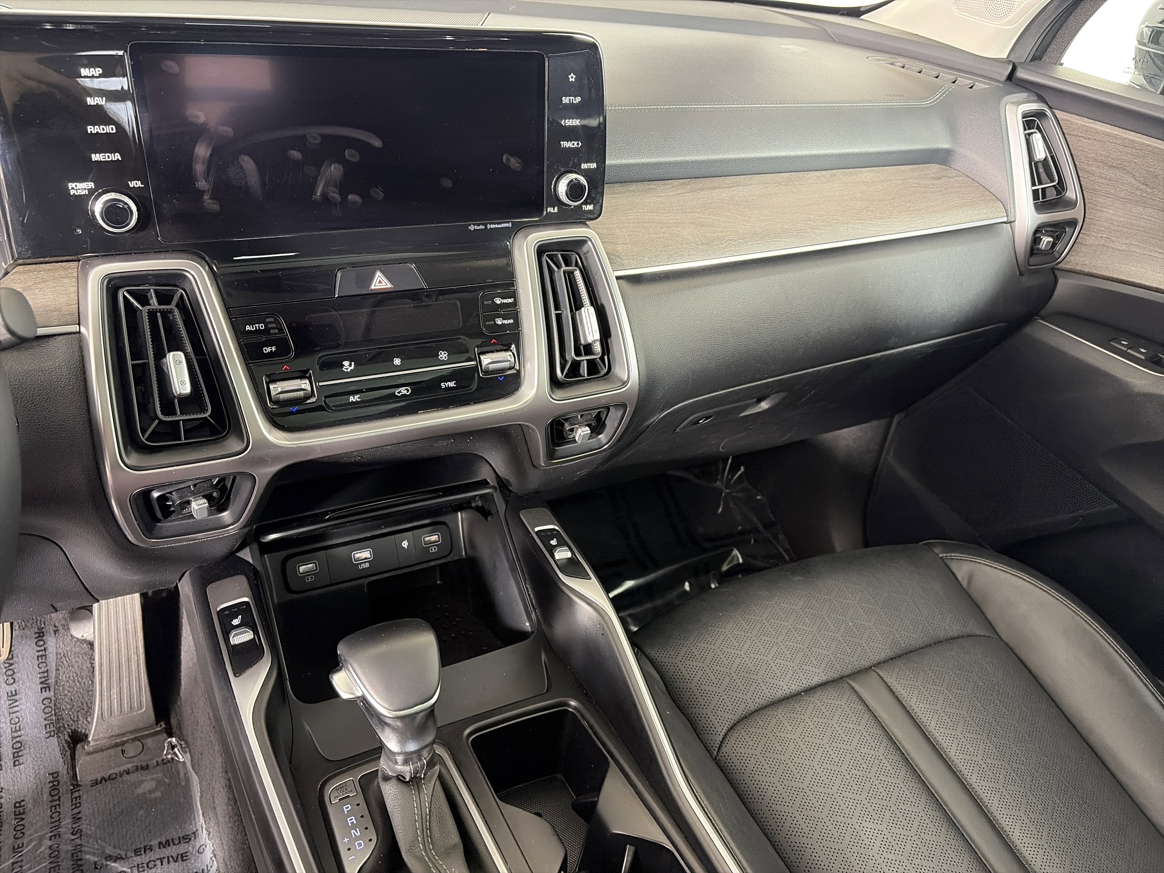 Certified 2022 Kia Sorento X-Line EX image 4