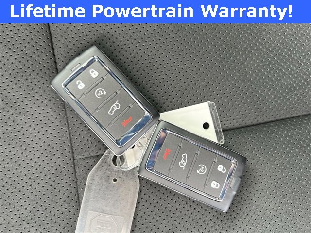 New 2025 Jeep Grand Cherokee Altitude image 25