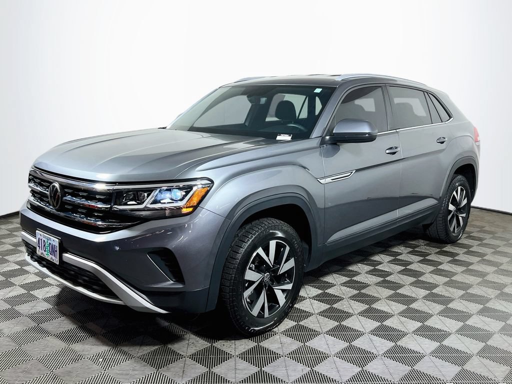 Used 2022 Volkswagen Atlas Cross Sport SE AWD/4WD image 3