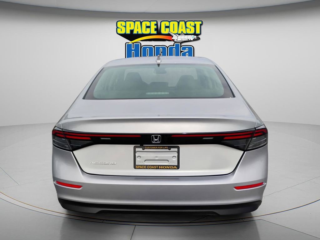 Used 2024 Honda Accord EX image 6