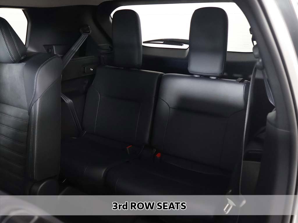 New 2025 Mitsubishi Outlander SE image 10