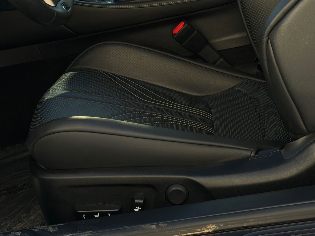 Used 2015 Lexus RC F image 16