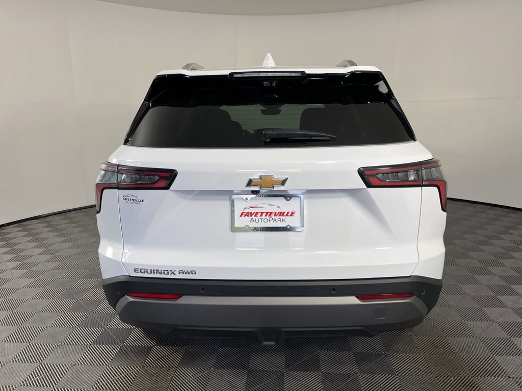Certified 2025 Chevrolet Equinox LT w/ Convenience Package II image 9
