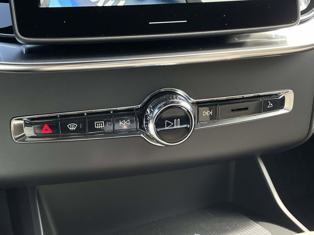 New 2026 Volvo XC90 T8 Ultra w/ Protection Package Premier image 20