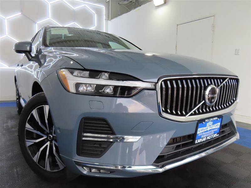 Used 2023 Volvo XC60 B5 Plus AWD/4WD image 3