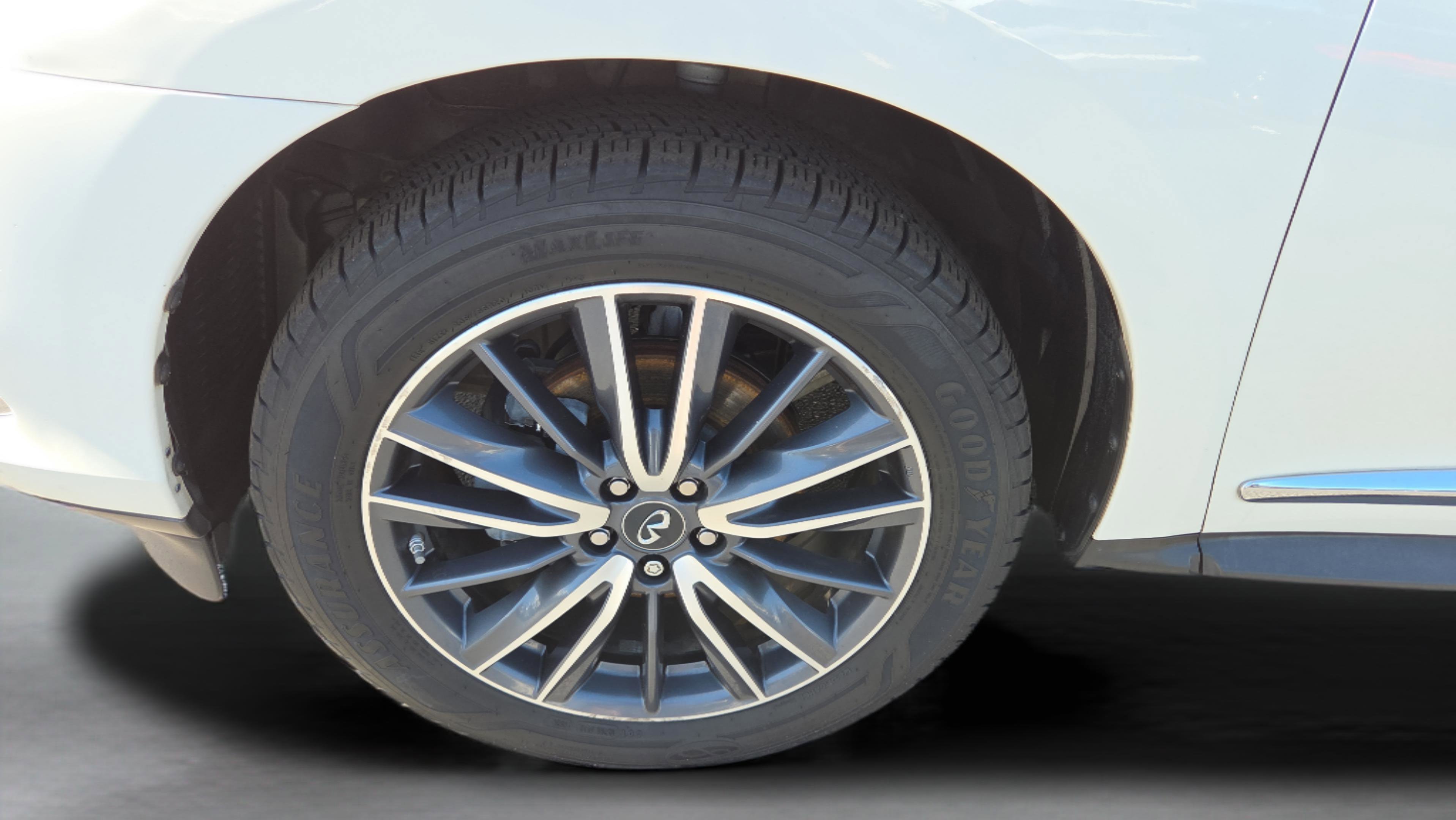 Used 2018 INFINITI QX60 Luxe w/ Deluxe Technology Package image 23