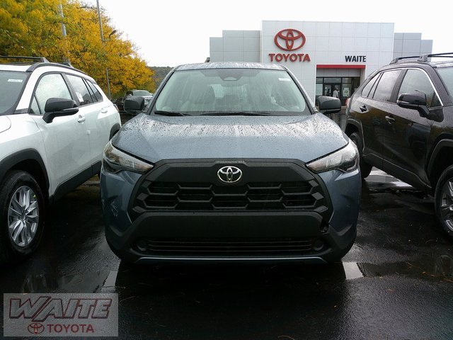 New 2026 Toyota Corolla Cross L image 6
