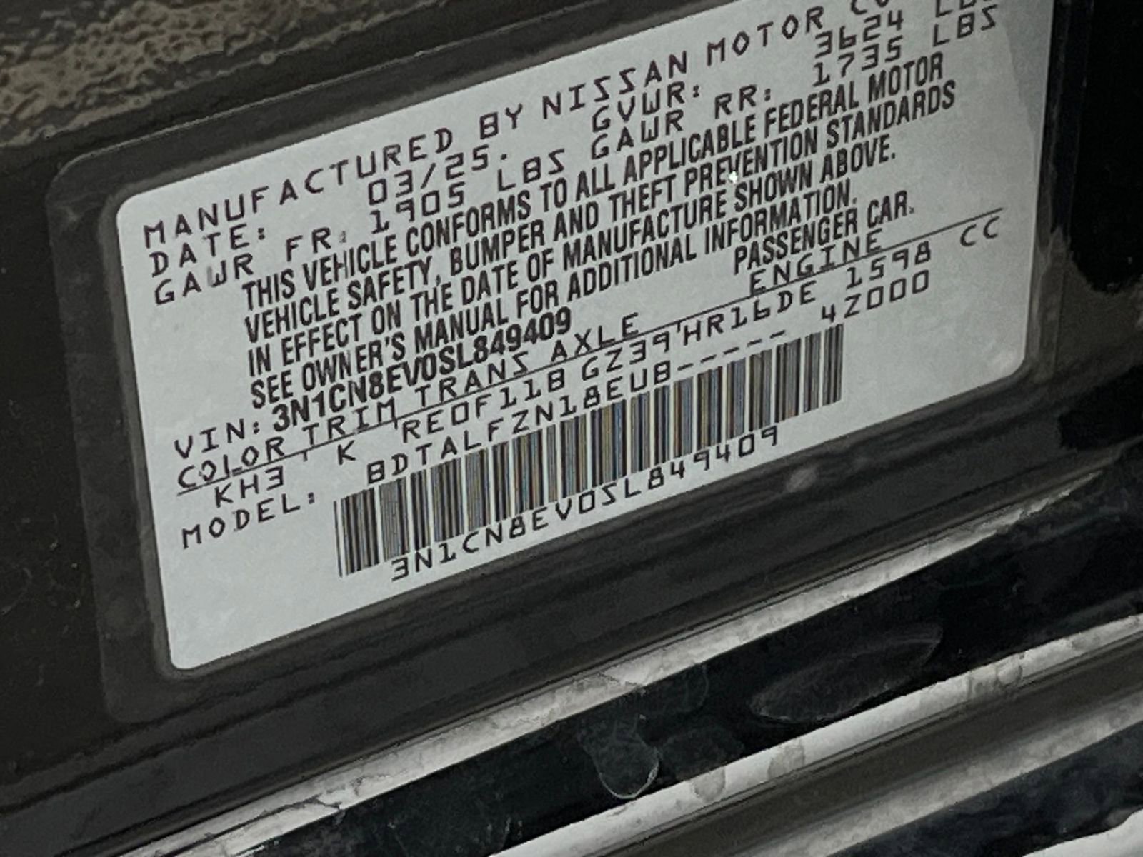 Used 2025 Nissan Versa SV FWD image 29
