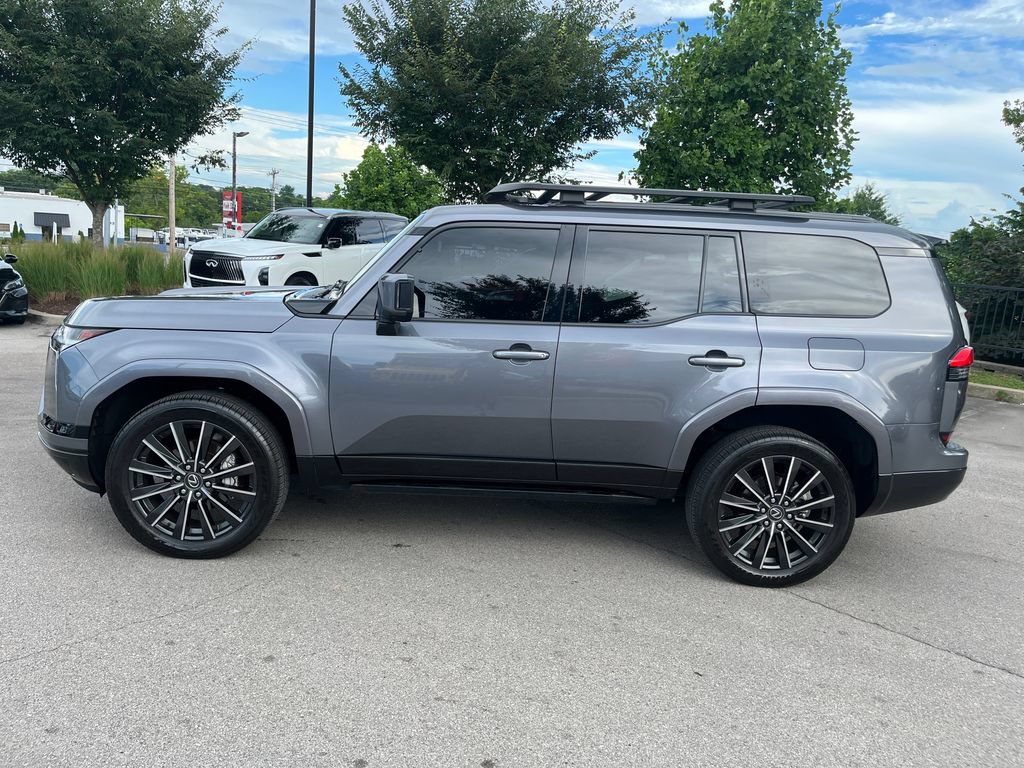 Used 2025 Lexus GX 550 w/ Accessory Package (2T) AWD/4WD video 4