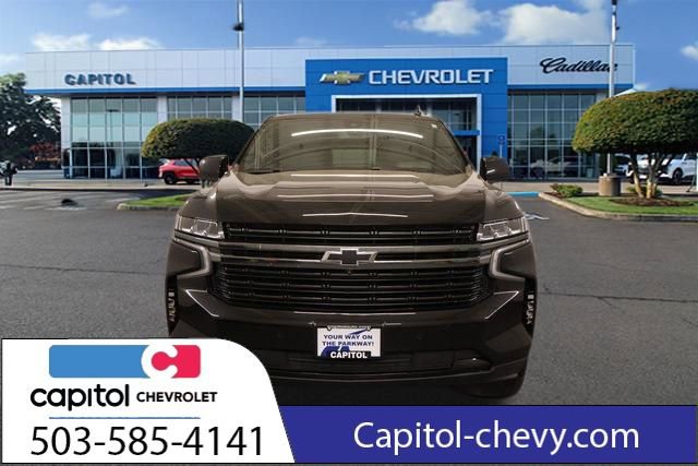 Used 2022 Chevrolet Suburban RST w/ Luxury Package AWD/4WD image 7