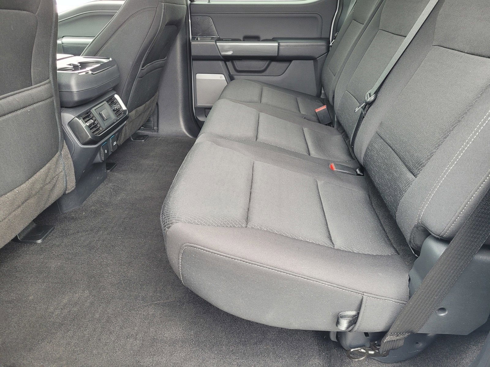 Used 2022 Ford F150 XLT w/ Equipment Group 302A High image 10