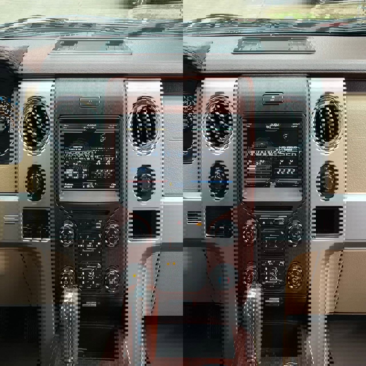 Used 2014 Ford F150 King Ranch w/ King Ranch Luxury Package RWD image 16