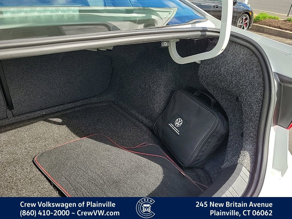 Certified 2021 Volkswagen Jetta GLI Autobahn w/ GLI Autobahn Black Package image 51