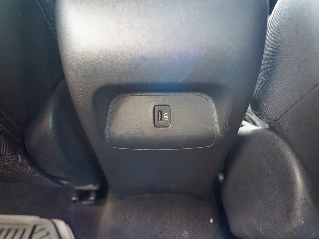 Used 2020 Nissan Sentra SV FWD image 15