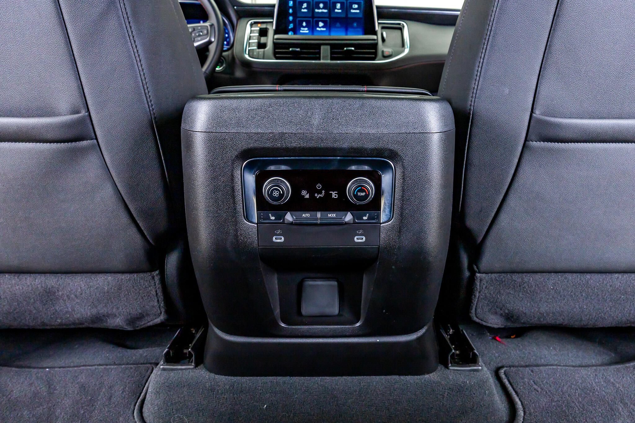 Used 2024 Chevrolet Tahoe RST w/ Luxury Package AWD/4WD image 30