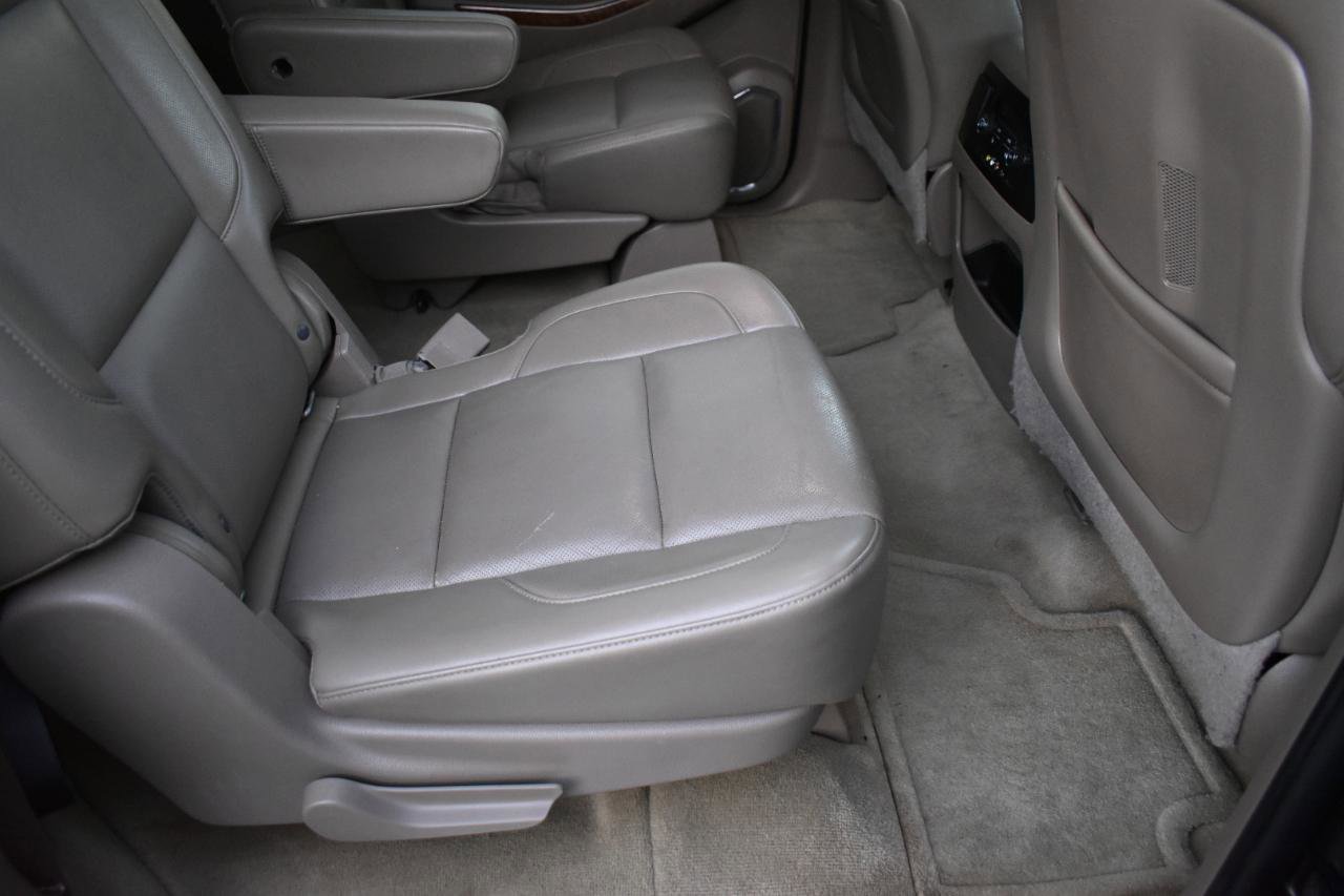 Used 2015 Chevrolet Suburban LTZ image 33