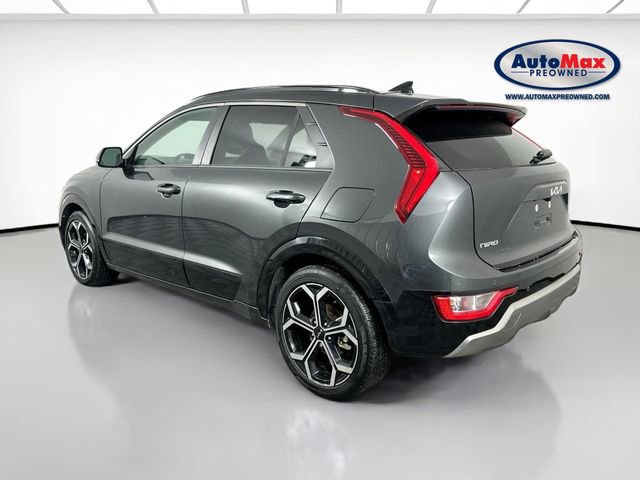 Used 2023 Kia Niro EX Touring image 6