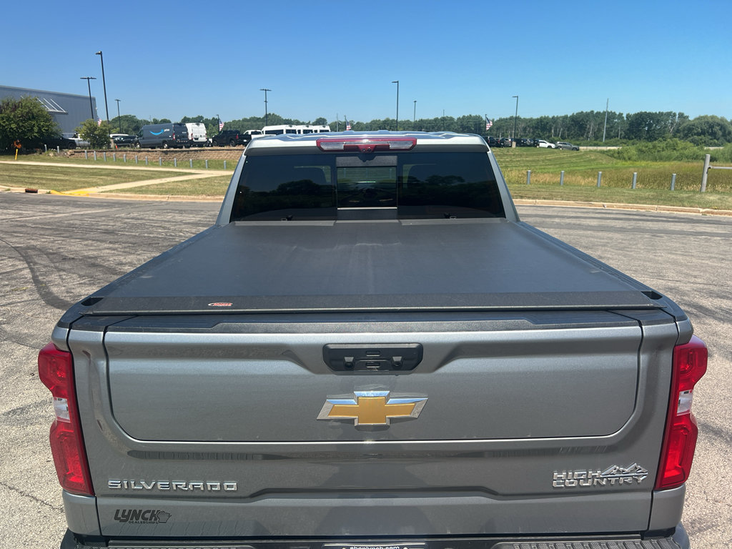 Used 2025 Chevrolet Silverado 1500 High Country AWD/4WD image 41