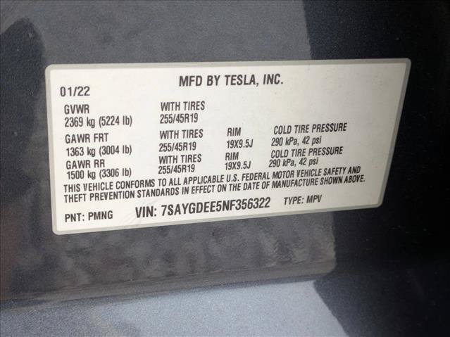 Used 2022 Tesla Model Y Long Range AWD/4WD image 16