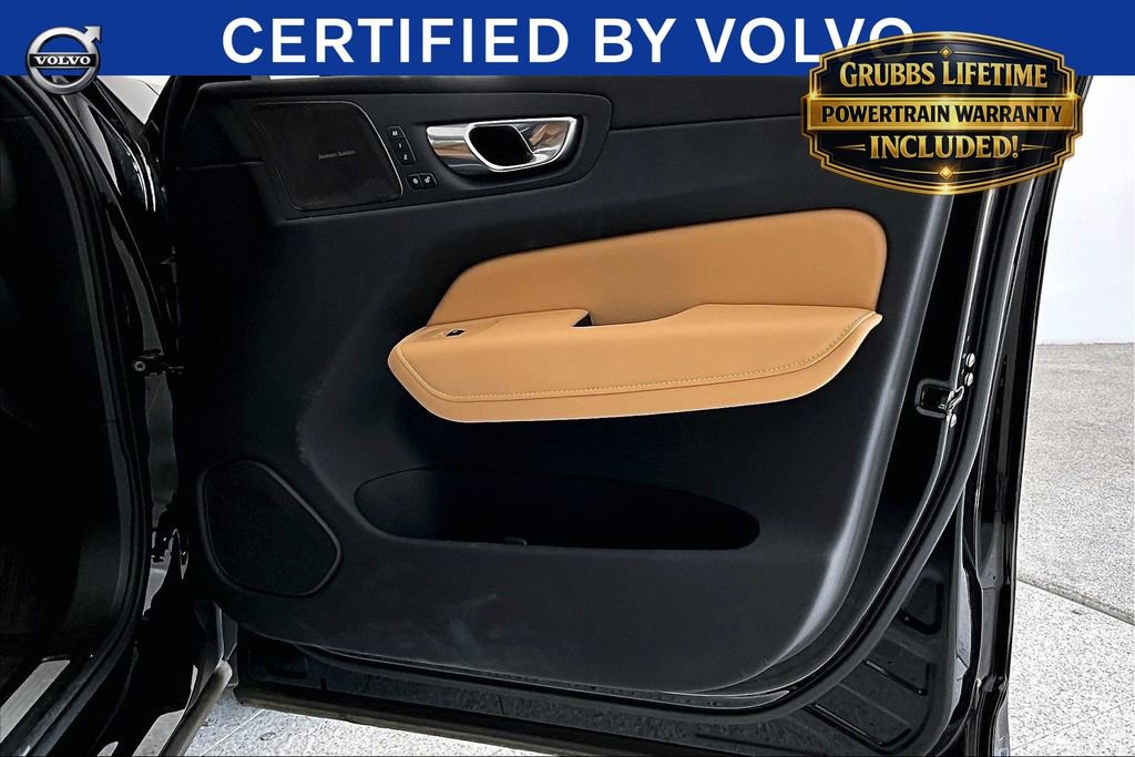 Used 2025 Volvo XC60 B5 Ultra w/ Protection Package Premier AWD/4WD image 23