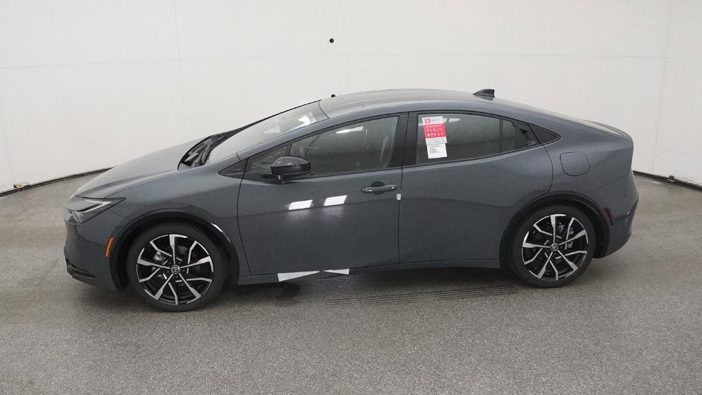 New 2026 Toyota Prius Plug-In Hybrid image 6