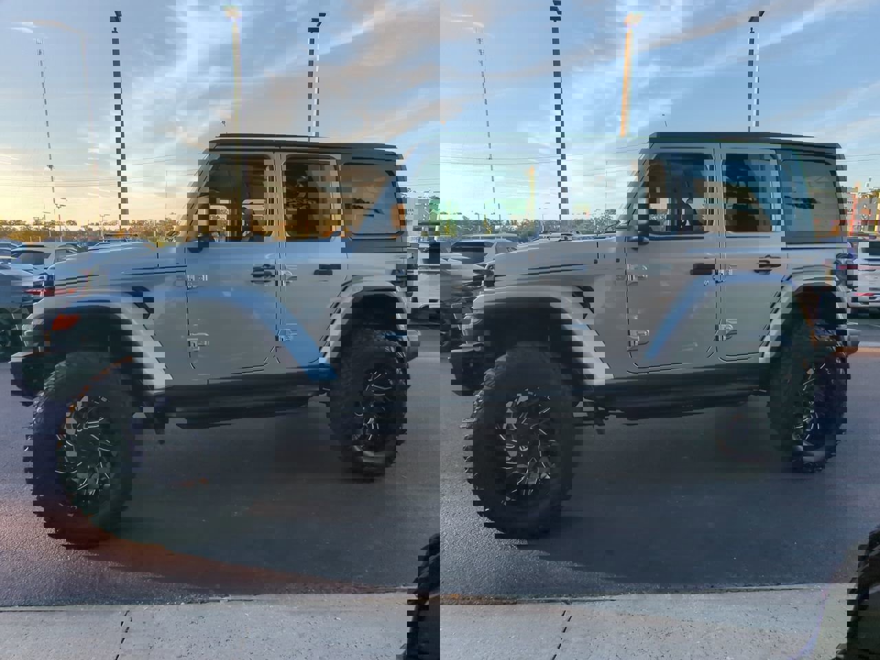 Used 2020 Jeep Wrangler Unlimited Sahara w/ Uconnect 4C Nav & Sound Group image 6