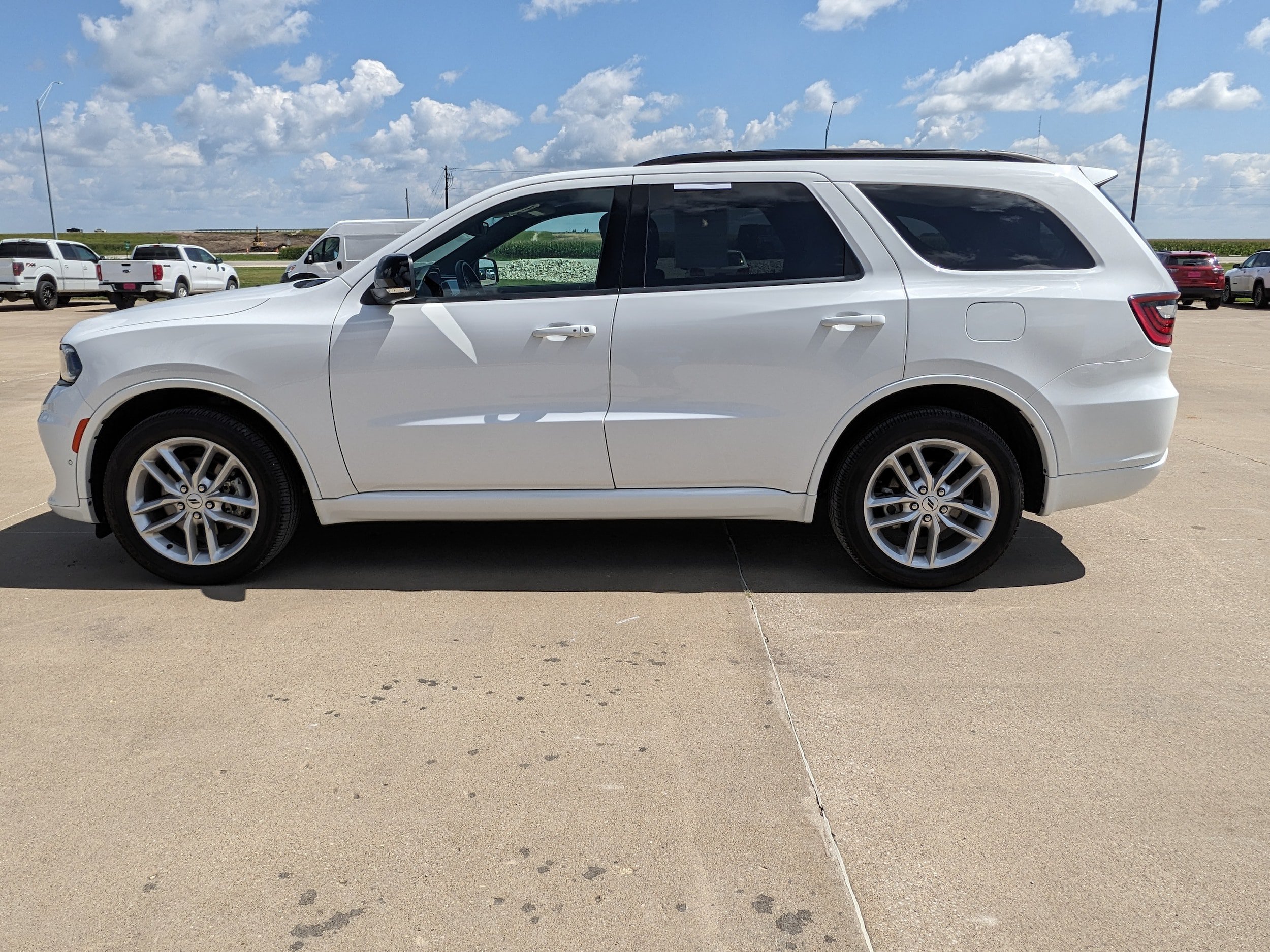 Used 2025 Dodge Durango GT AWD/4WD image 5