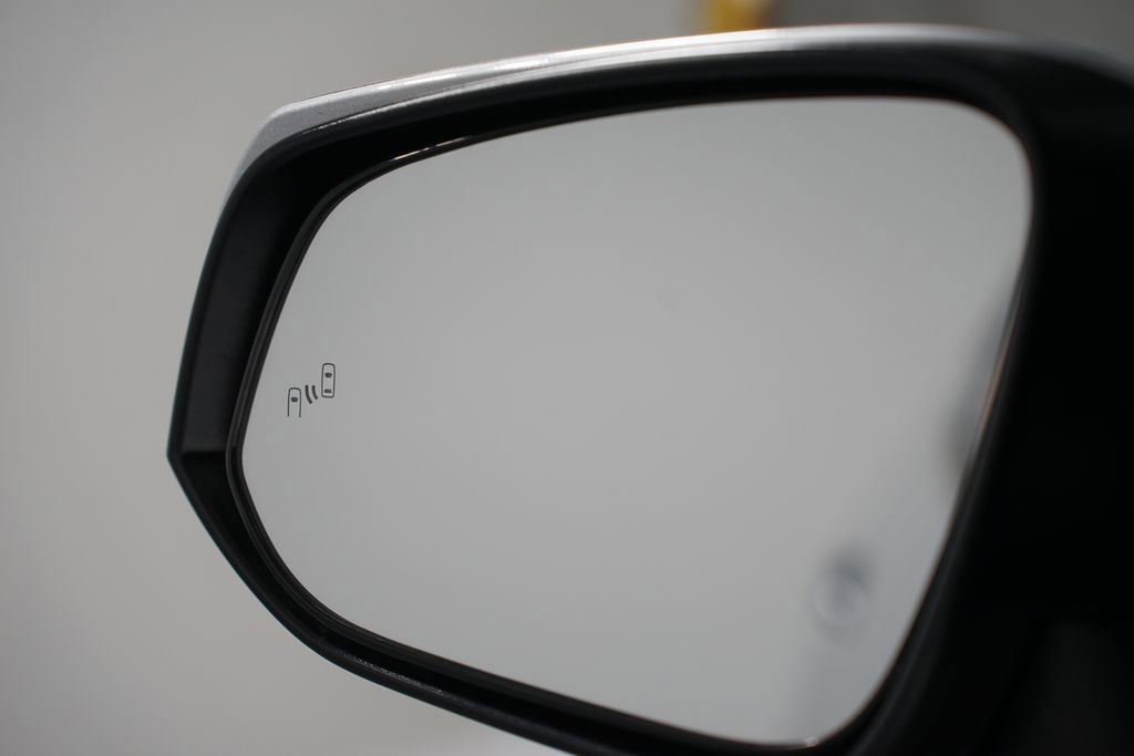 Used 2025 Toyota RAV4 LE image 25