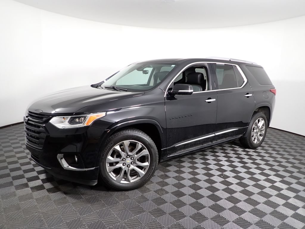 Used 2019 Chevrolet Traverse Premier w/ LPO, Blackout Package AWD/4WD image 13