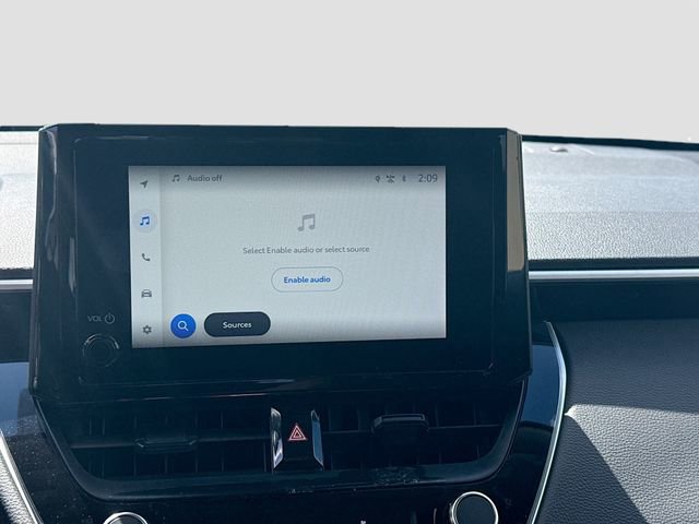 Used 2024 Toyota Corolla Cross LE image 14