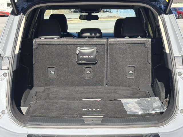 Certified 2025 Nissan Rogue Platinum AWD/4WD image 20